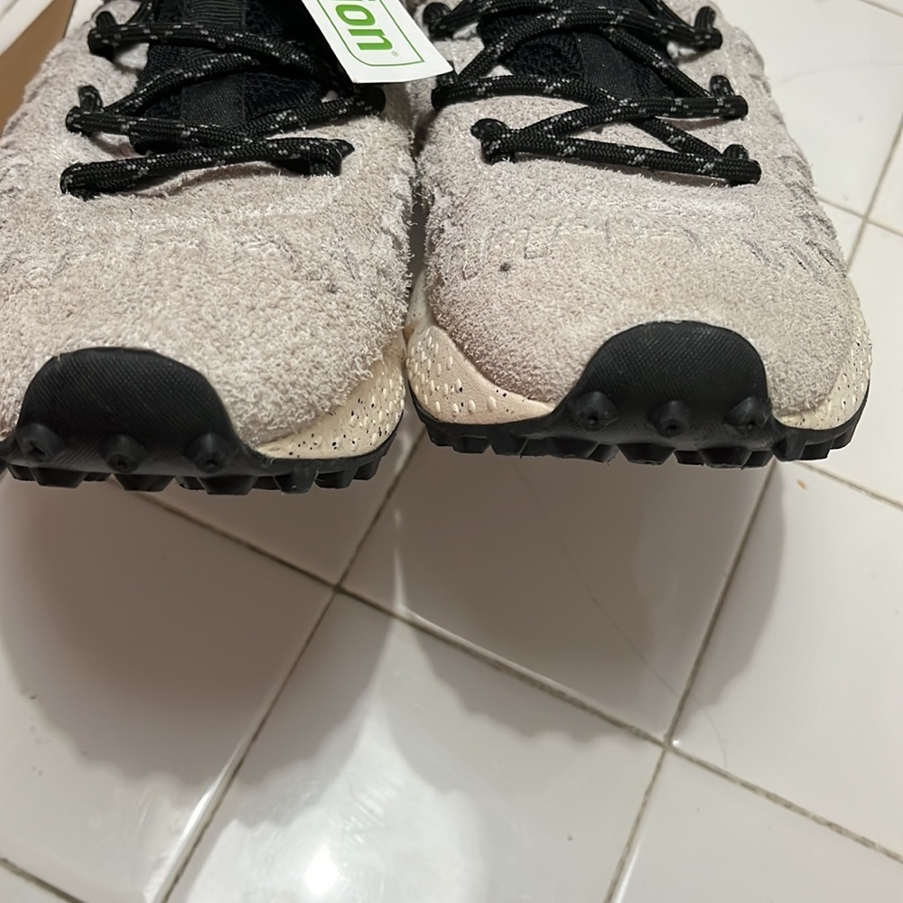 Free People x Flower Mountain Bloom Speckled Sneakers Size 7 NWT - Picture 9 of 12